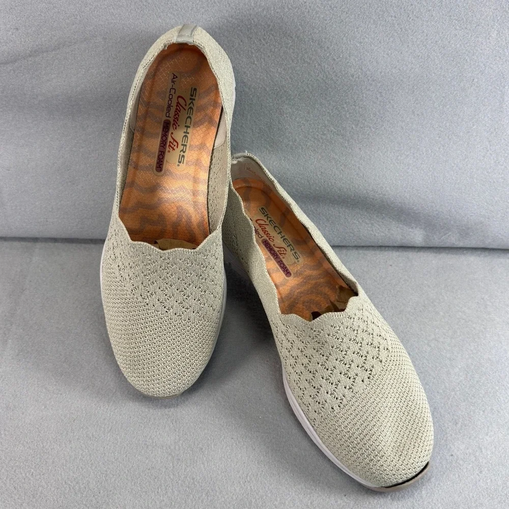 Skechers Seager Stat Classic Fit Women 9 Taupe Knit Memory Foam Slip On Loafers